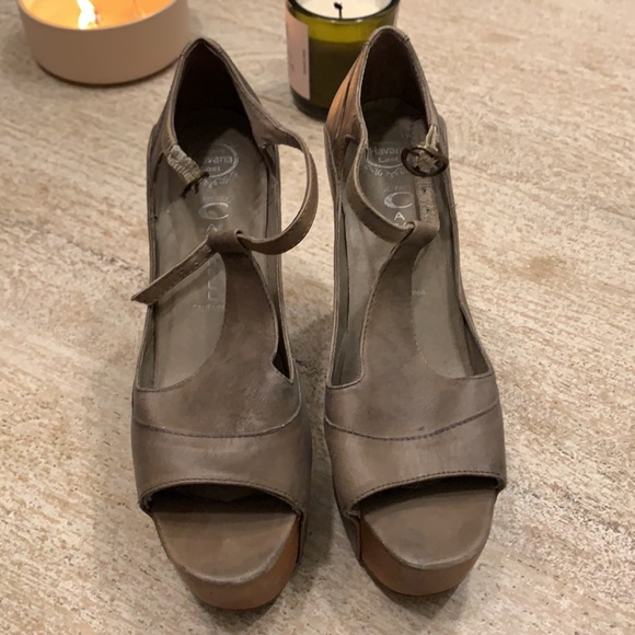 Jeffrey Campbell Platforms - Picture 2 of 8